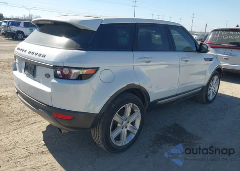 2015 Land Rover Range Rover Evoque Pure z USA, uszkodzony, nr VIN SALVP2BG8FH068489